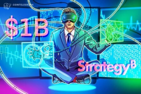 Saylor’s Strategy Upsized Stock Offering to $1B for Bitcoin Purchases